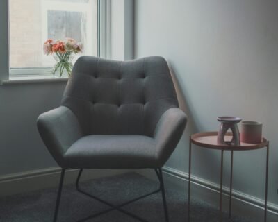 joshua-lawrence-SoIVYqEgnRQ-unsplash